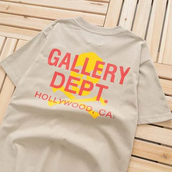 Gallery Dept.Skull And Crossbones-Print Distressed Short Sleeve Cream